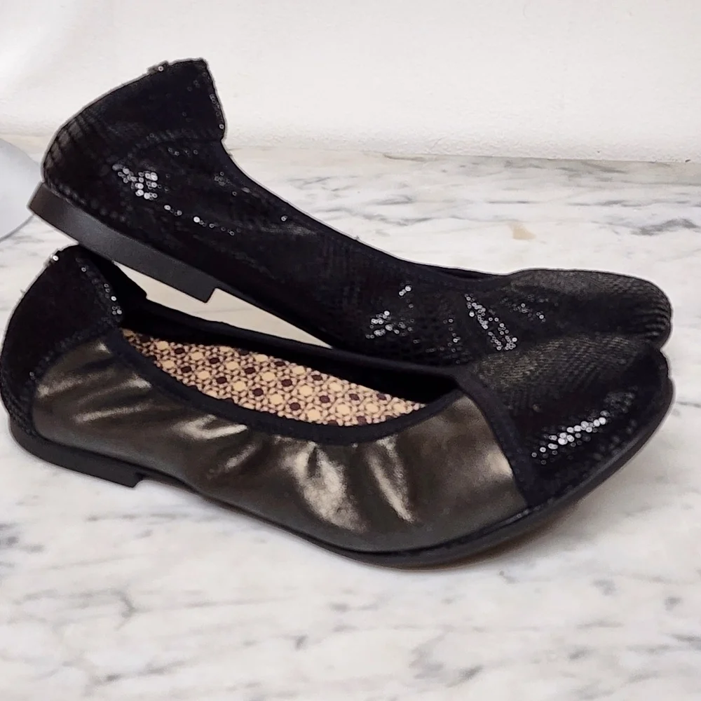 Revere Nairobi Shoes Black Metallic Ballet Leather Womens Size 8 Faux Snakeskin
